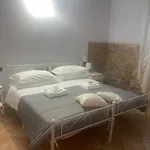 Bed & Breakfast Happiness In The Country