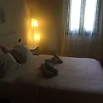 Bed & Breakfast Happiness In The Country