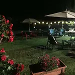 ベッド・アンド・ブレックファスト Happiness In The Country