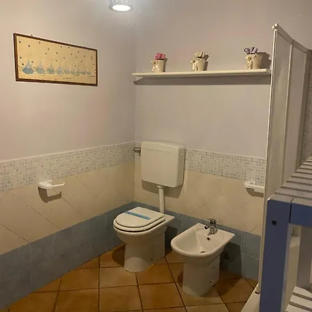 Happiness In The Country Couette-café