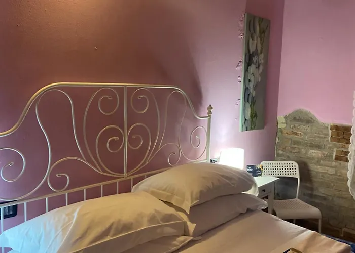 Happiness In The Country Bed & Breakfast *